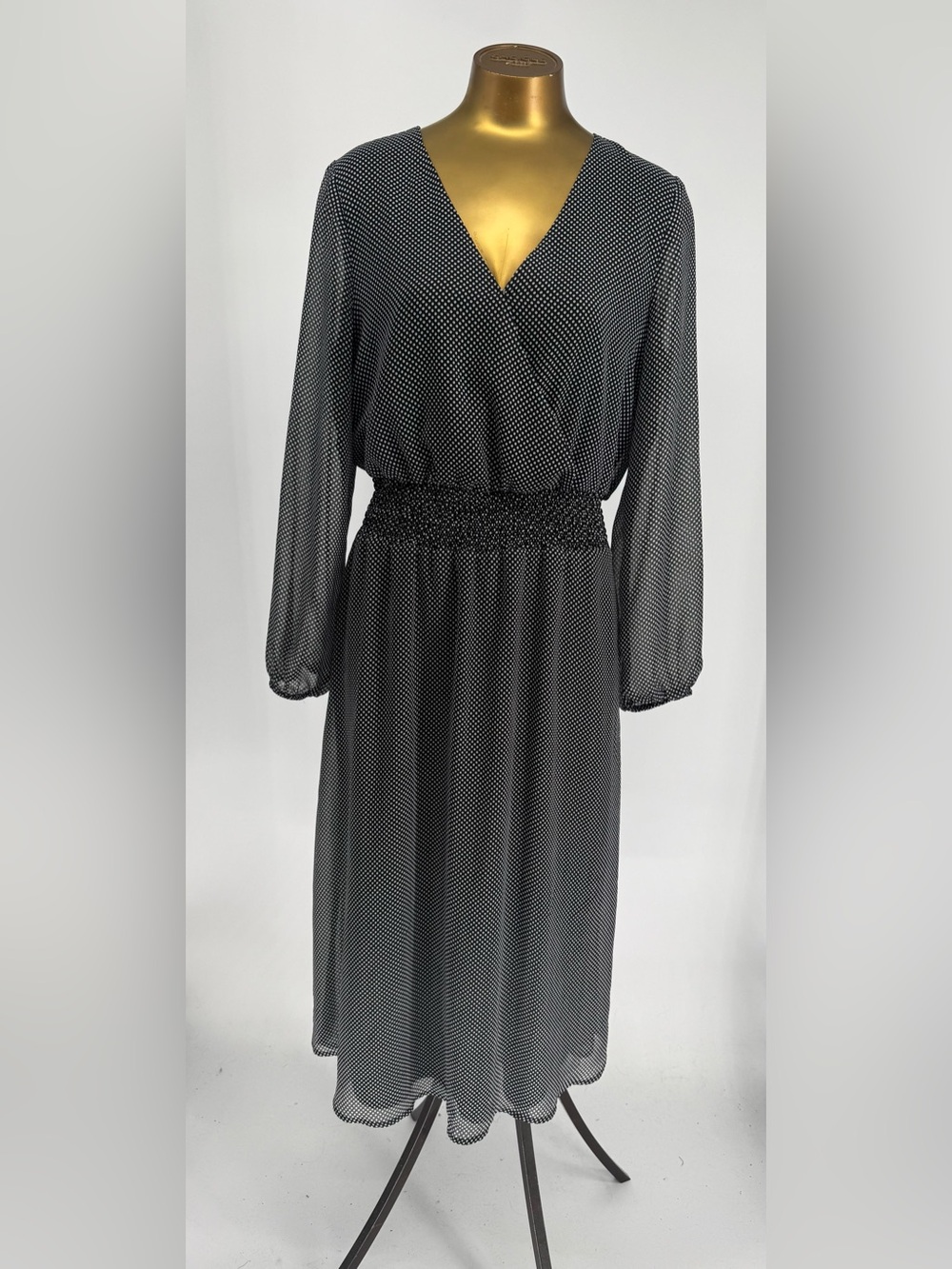 POPSUGAR Black & White Polka Dot Smocked Waist Wrap Midi Dress
Size 11/12